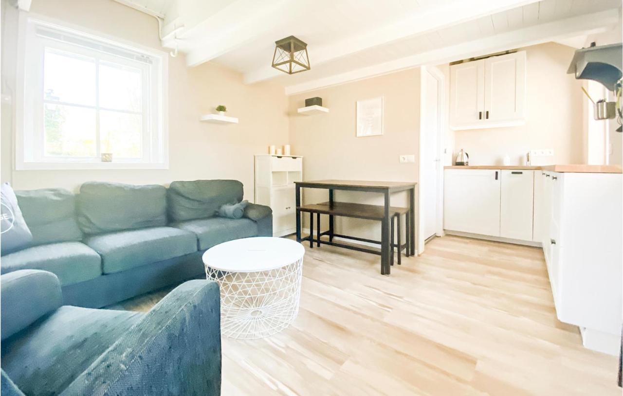 1 Bedroom Gorgeous Home In Zoutelande Bagian luar foto